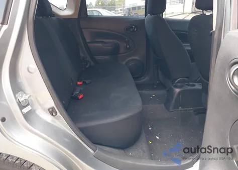 2015 Nissan Versa Note S (Sr)/S Plus/Sl/Sr/Sv z USA, uszkodzony, nr VIN 3N1CE2CP0FL365358